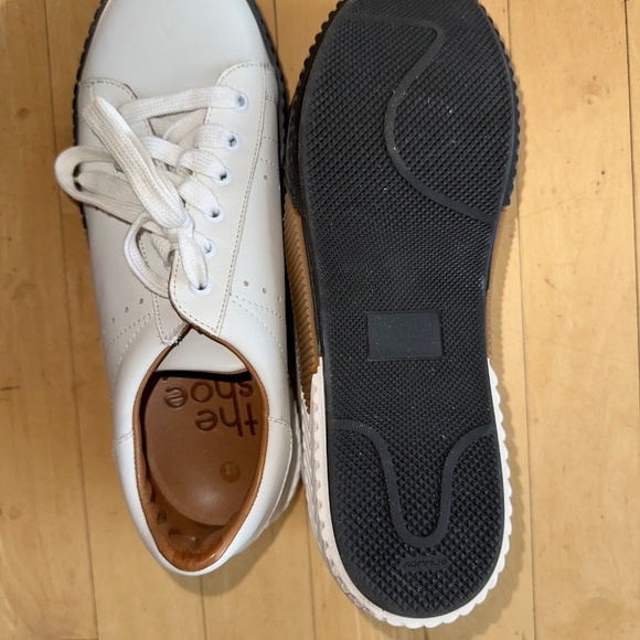 NEW The Shoe Box platform sneaker, 38/8, 2320 - Picture 7 of 7